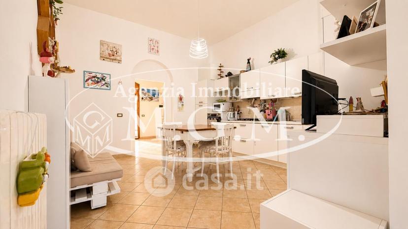 Quadrilocale in Via Fratelli Rosselli — foto 10 di 43
