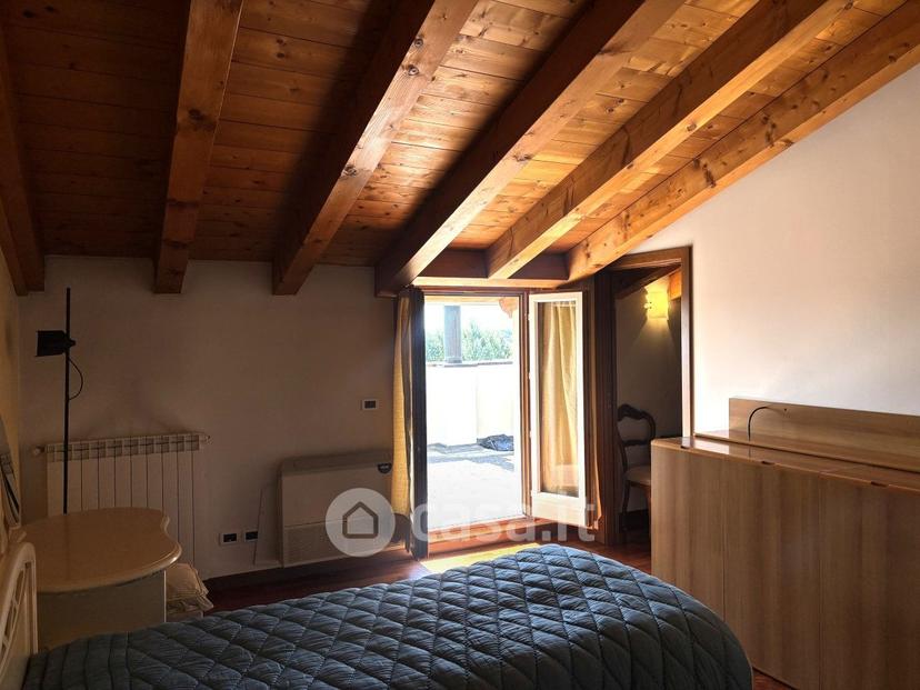 Trilocale in Via Aquileia — foto 20 di 30