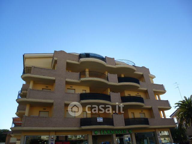 Trilocale in Via Trieste 15 — foto 17 di 25