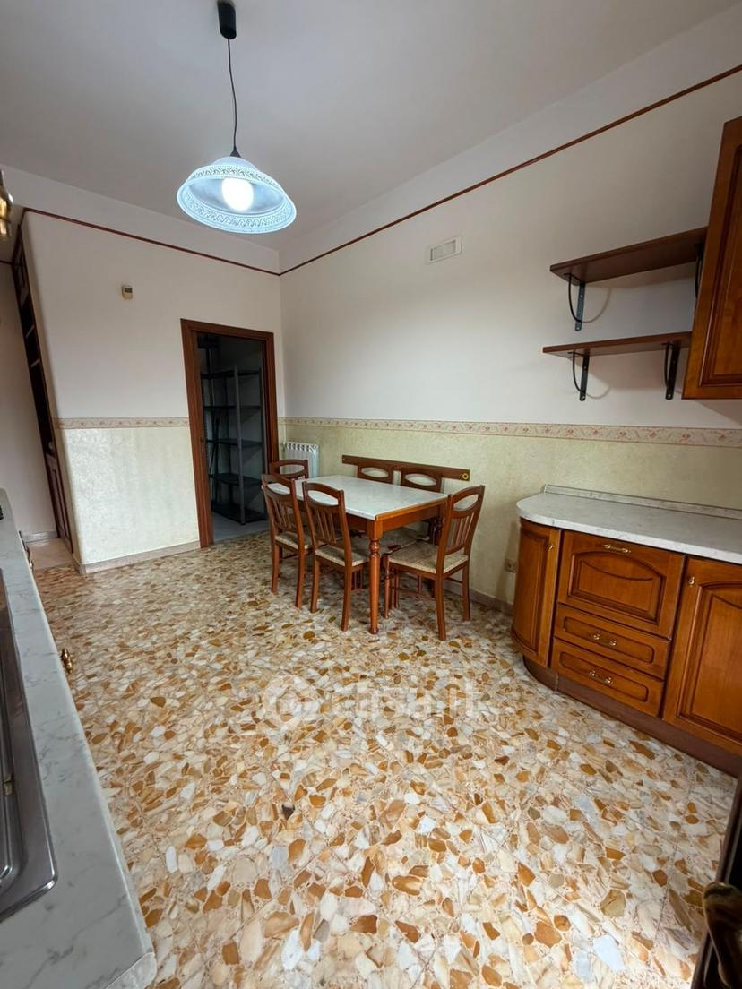 Trilocale in Via Mauro Leone — foto 7 di 24