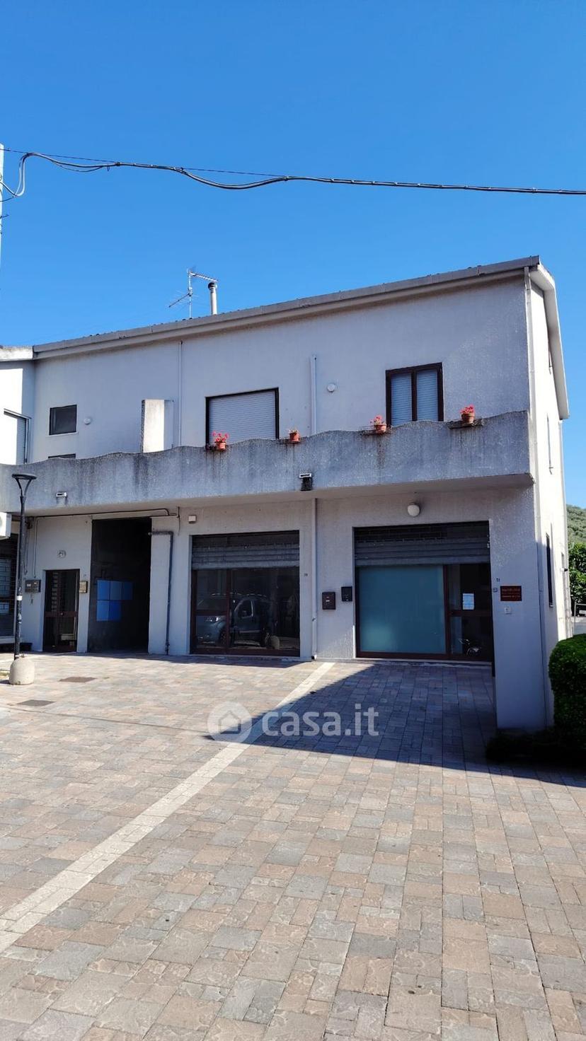 Trilocale in Via Umberto I 15 — foto 2 di 19