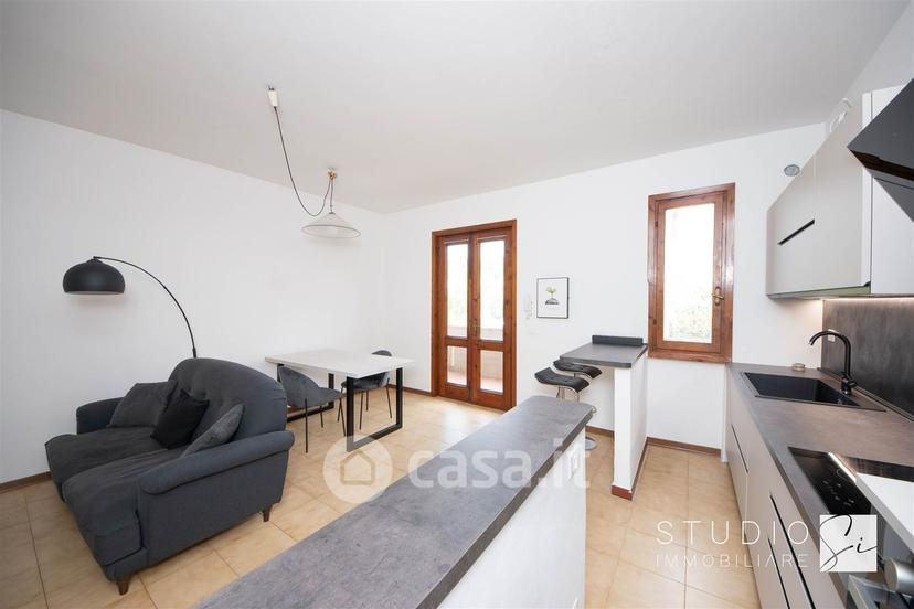 Trilocale in Via Eugenio Montale — foto 23 di 27