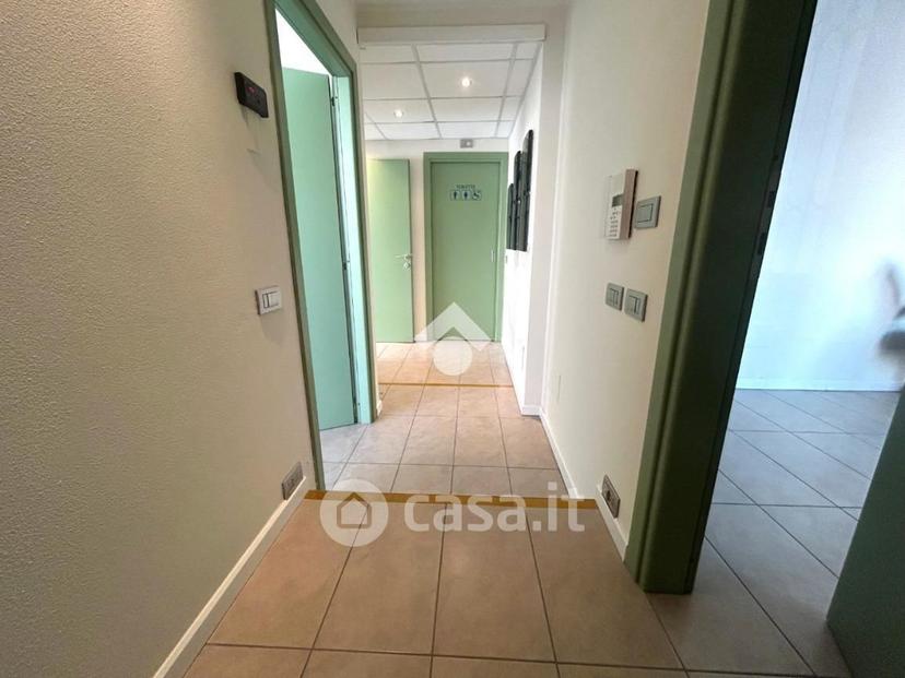 Quadrilocale in Via E. d'Arborea 116 — foto 26 di 32