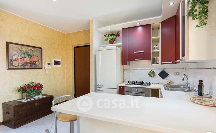 Trilocale in Via Giacomo Puccini 1 — foto 2 di 17