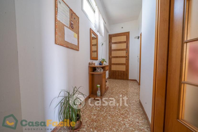 Stanza in Via Guido Marinelli — foto 2 di 12