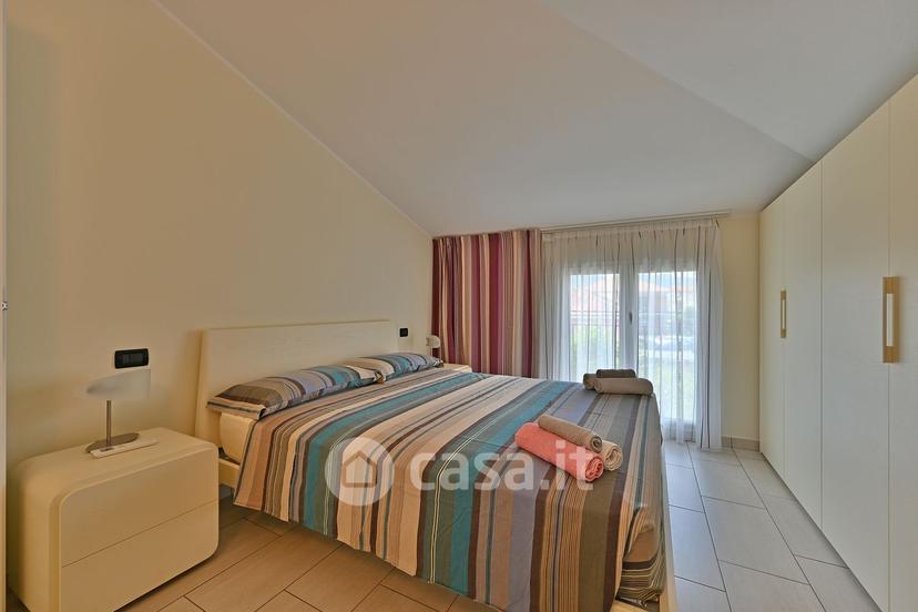Trilocale in Via Indro Montanelli — foto 13 di 31