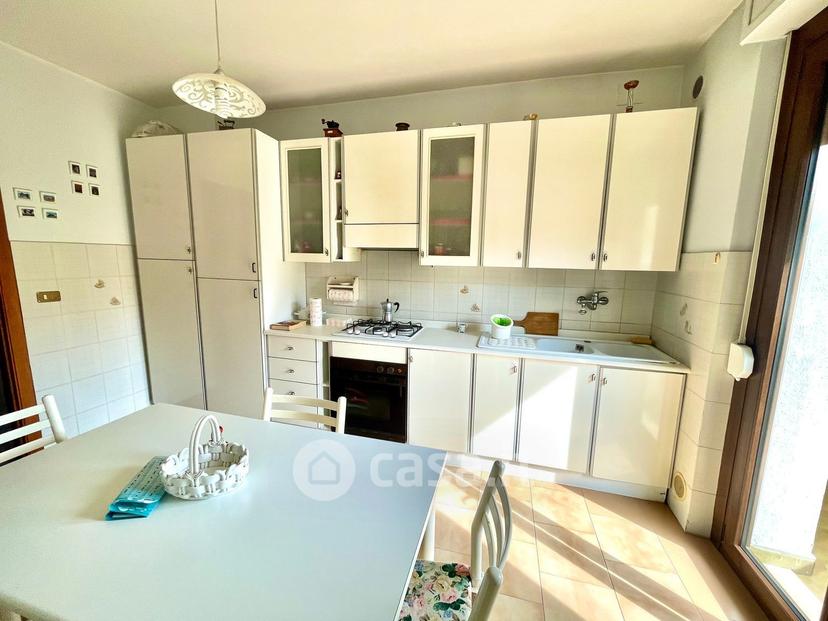 Quadrilocale in Viale delle Mimose — foto 19 di 21