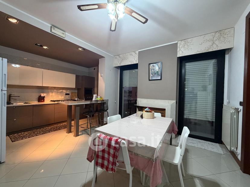 Appartamento in Via Michelangelo 151 — foto 2 di 35