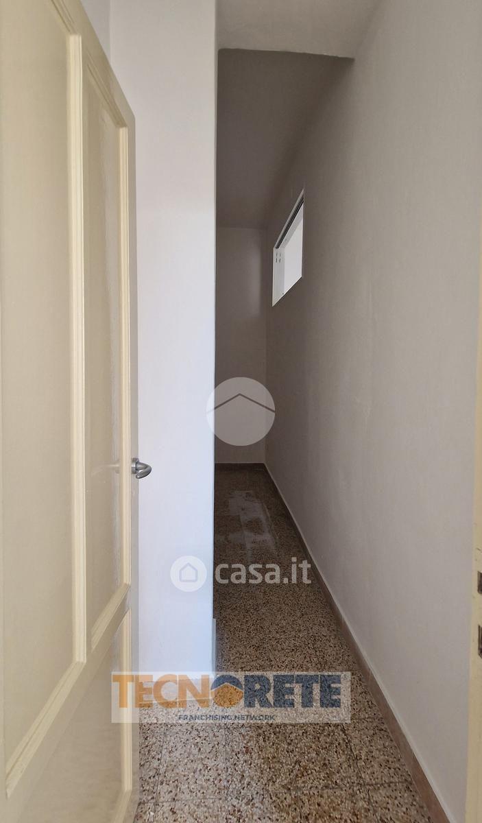 Trilocale in Via Pietro Novelli 132 — foto 24 di 38