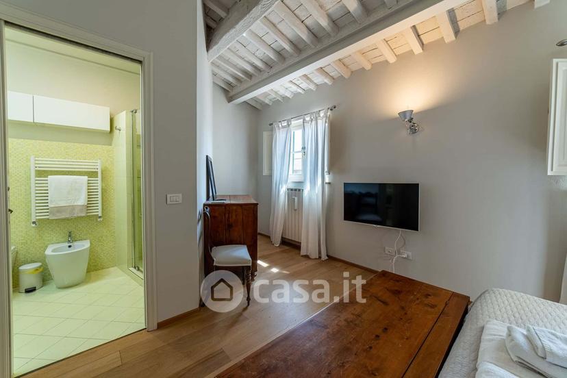 Trilocale in Via S. Nicolao 45 — foto 18 di 57