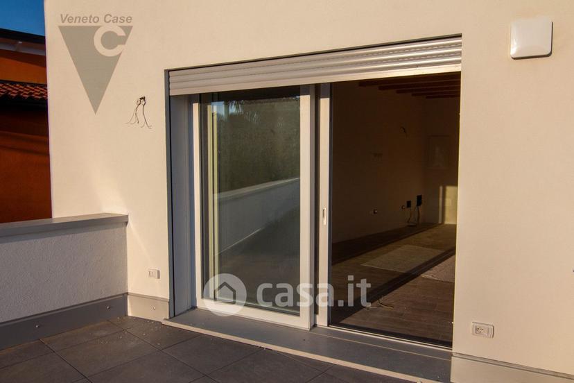 Trilocale in Via Papa Pio XII — foto 12 di 29