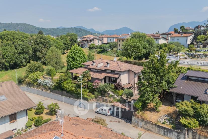 Villa in Via Gianni Rodari 69 — foto 72 di 73