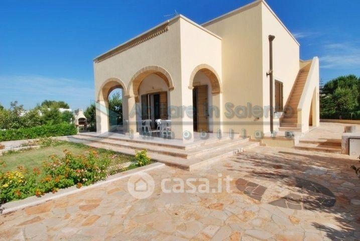Villa in Pescoluse — foto 11 di 29