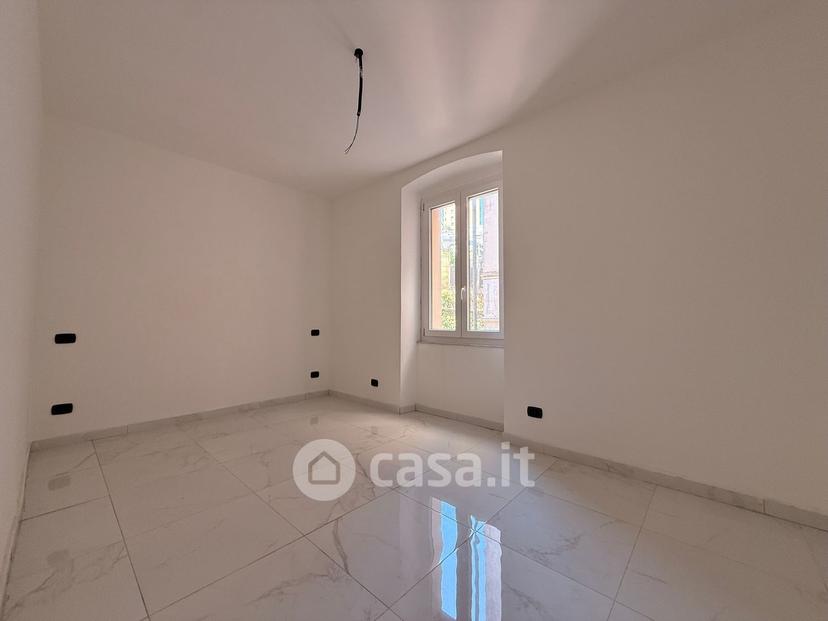 Quadrilocale in Via Maria Santissima Ausiliatrice 5 — foto 19 di 37