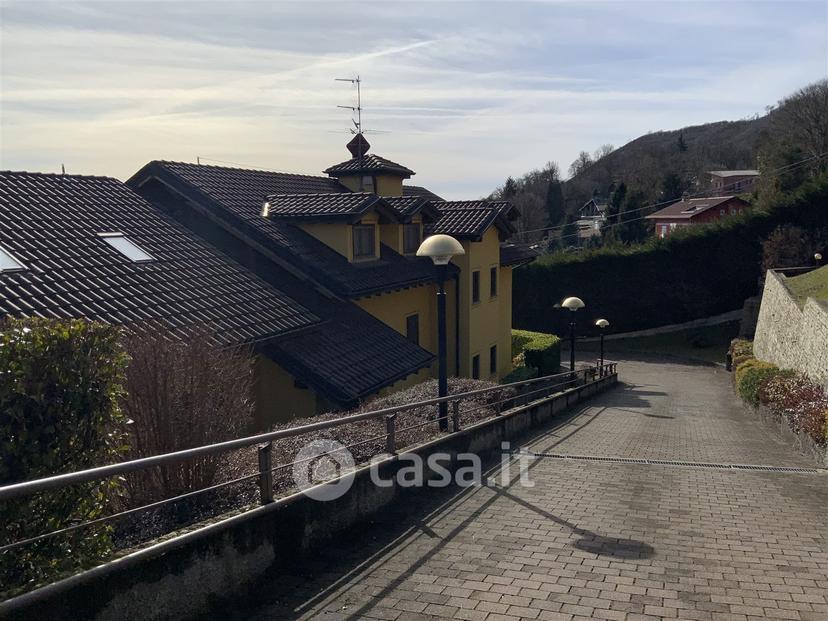Trilocale in Via Per Invorio 2 — foto 24 di 30