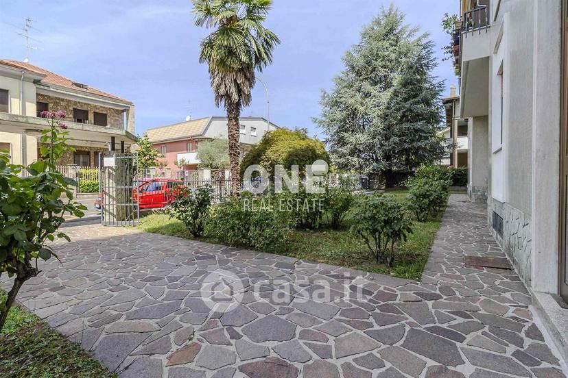 Trilocale in Via Grazia Deledda 23 — foto 16 di 41
