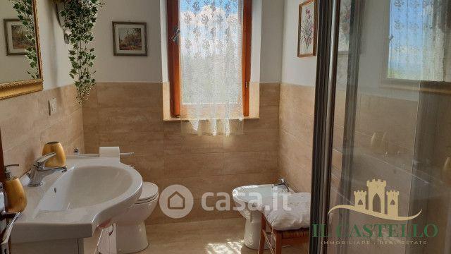 Villa in Via Cesare Pavese — foto 4 di 37