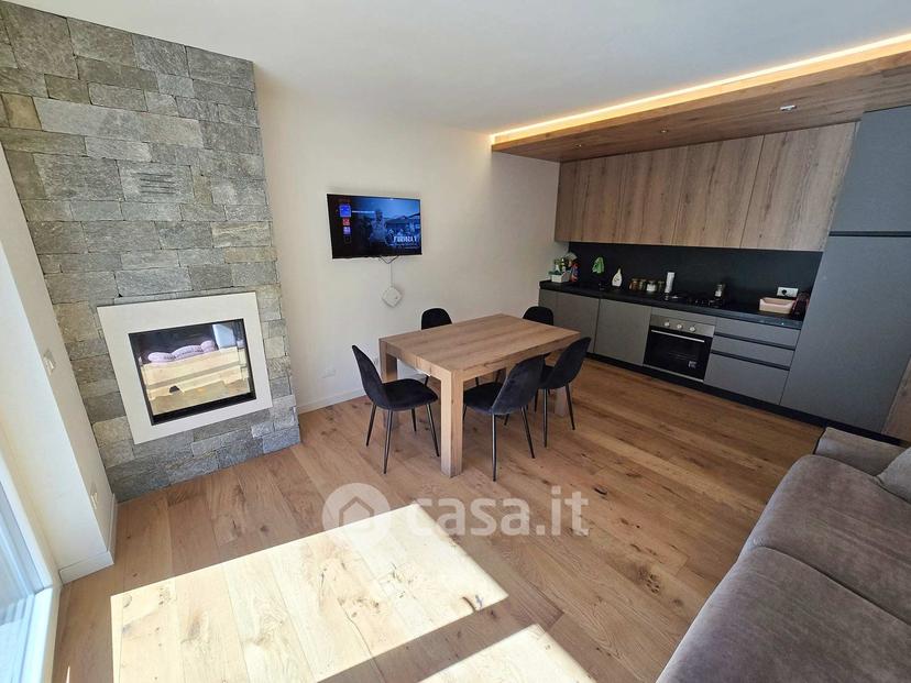 Trilocale in Via Adamello 34 — foto 10 di 39