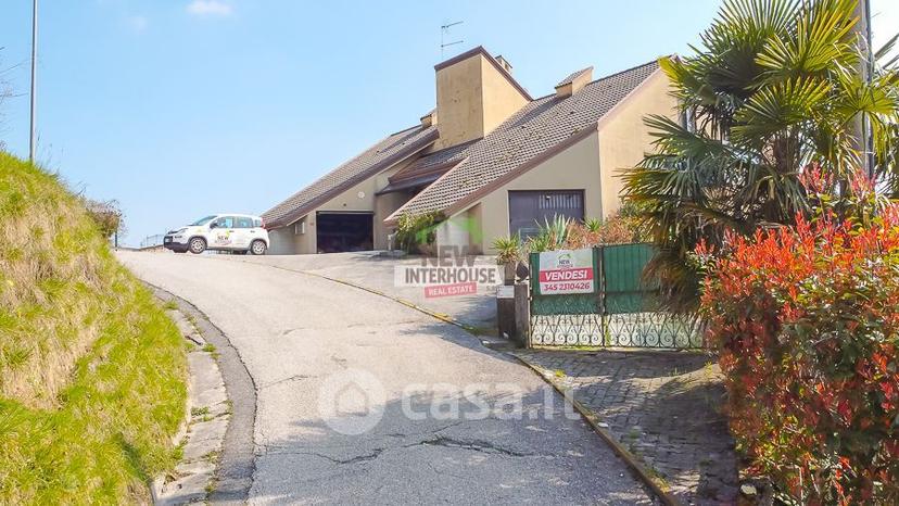 Villa in Località R Z — foto 85 di 142