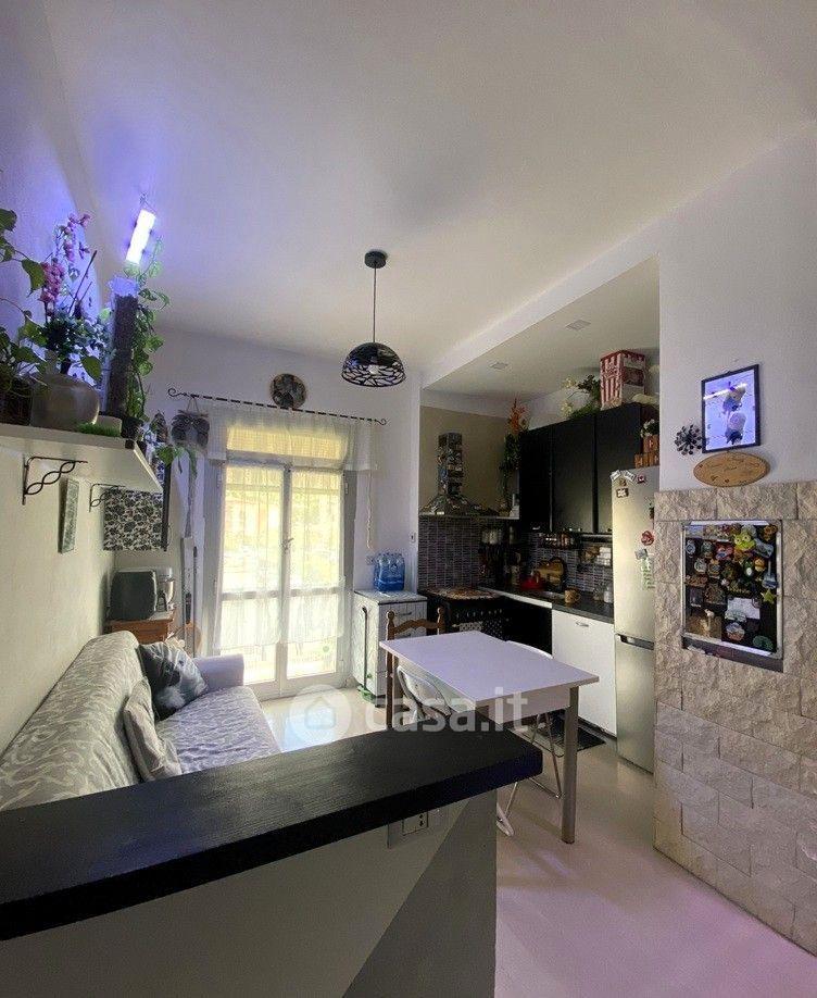 Trilocale in Via Fieschi 40 — foto 6 di 20