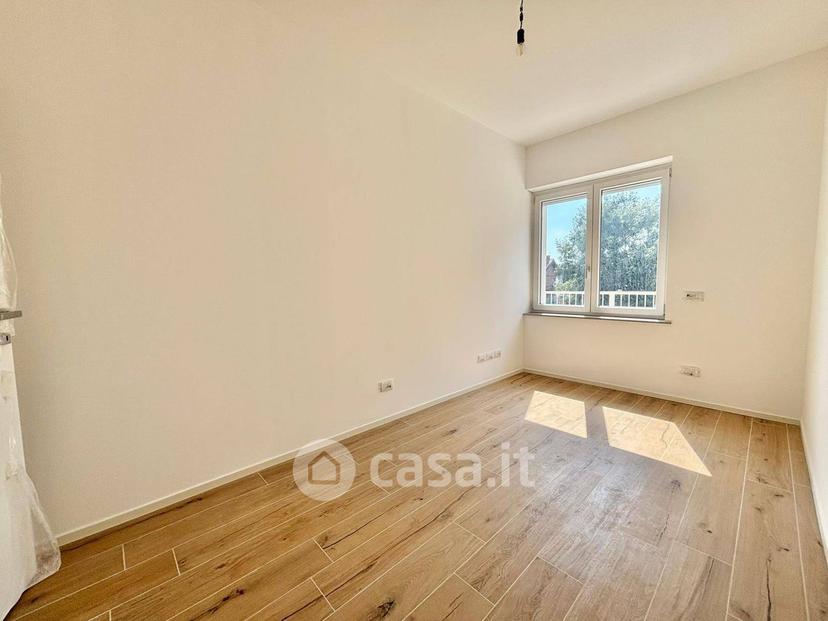 Trilocale in Via Don Orione 44 — foto 16 di 28