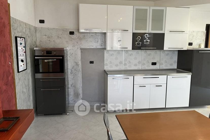 Quadrilocale in Via Cadore 5 — foto 5 di 39