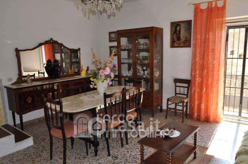 Appartamento in Via Fontana della Terra — foto 17 di 49