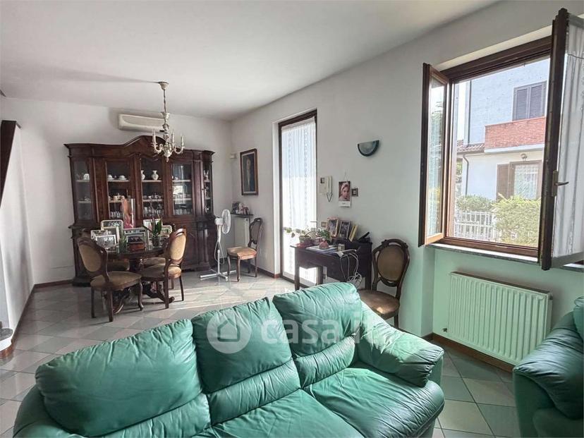 Villa in Via Cristoforo Colombo — foto 37 di 45