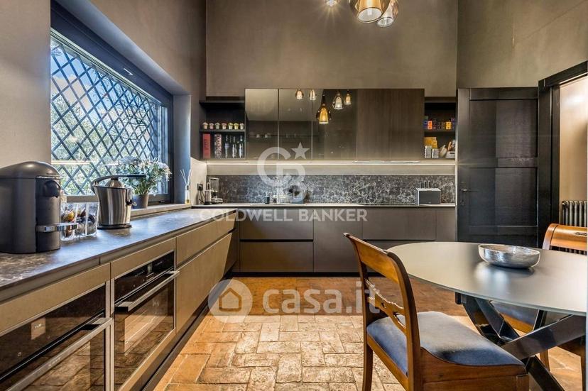 Villa in Strada Cassia Sud — foto 73 di 77