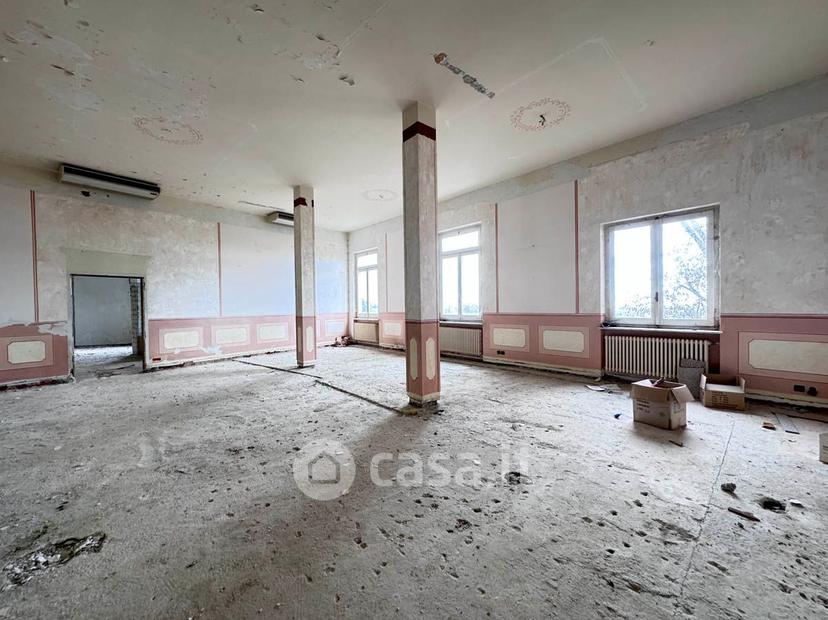 Villa in Via Cavalli d'Olivola 7 — foto 33 di 40
