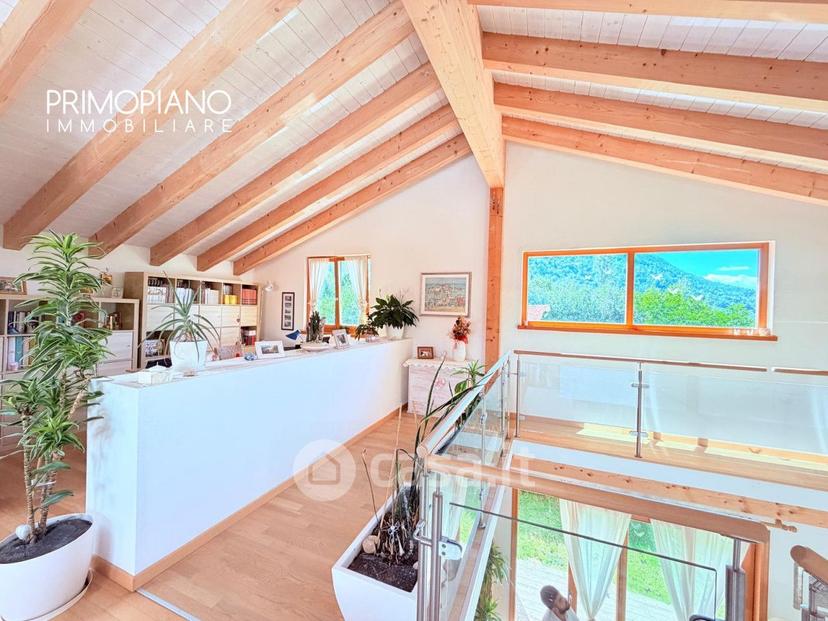 Villa in Frazione Frisanchi — foto 4 di 39