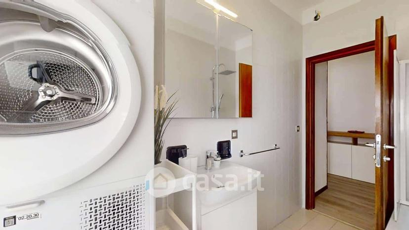 Stanza in Via Bosco Wollemborg 3 a — foto 3 di 13