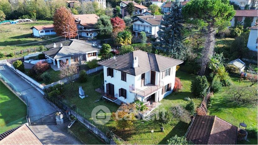 Villa in Via della Vigna 32 — foto 14 di 25
