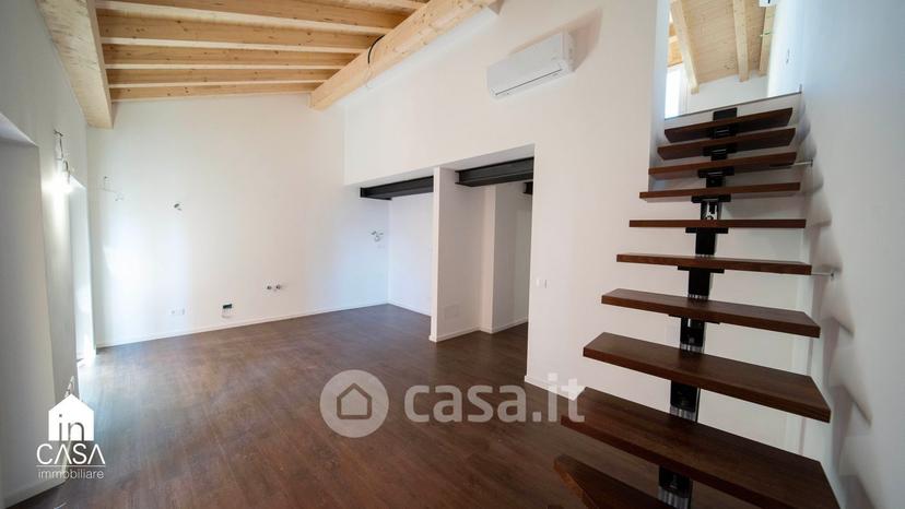 Bilocale in Via Campana — foto 2 di 30