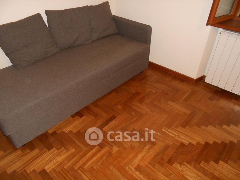 Trilocale in Via Ettore Sacchi — foto 17 di 20