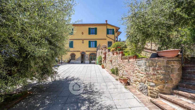 Villa in Via Molinara 4 — foto 3 di 50