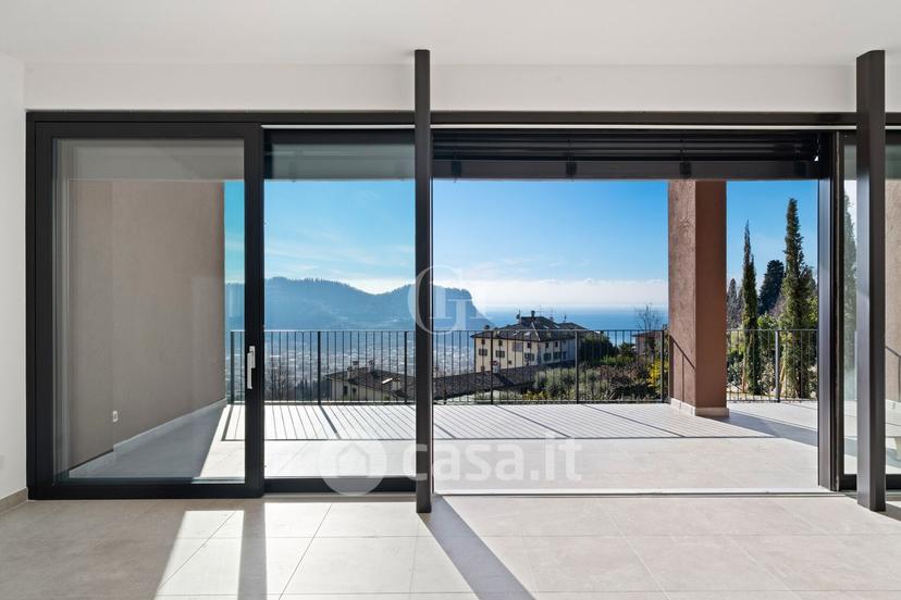 Villa in Via Val Mora — foto 12 di 29