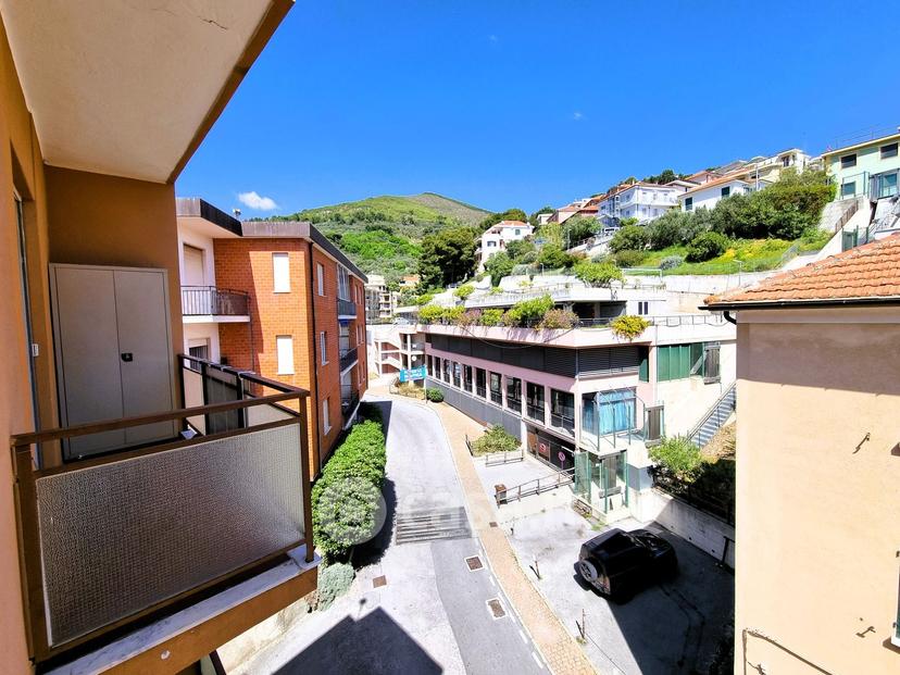 Quadrilocale in Via Laiolo — foto 19 di 51