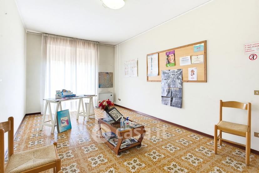Appartamento in Papa Giovanni Ventitreesimo 12 — foto 15 di 32