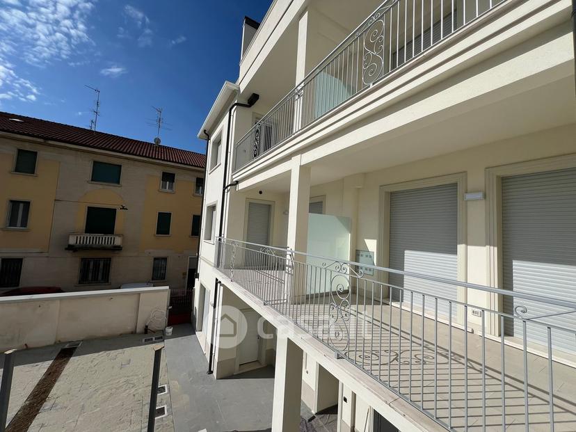 Trilocale in Via Palestro 18 — foto 28 di 36