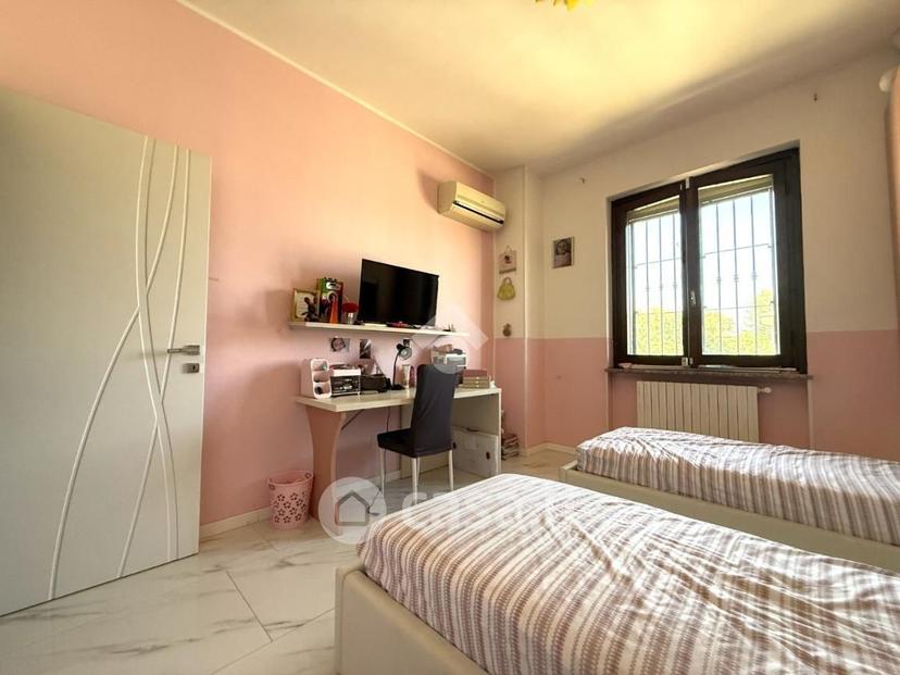 Quadrilocale in Via Bonomelli 3 — foto 5 di 47