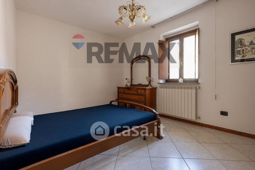 Trilocale in Via G. Pascoli 18 — foto 19 di 23