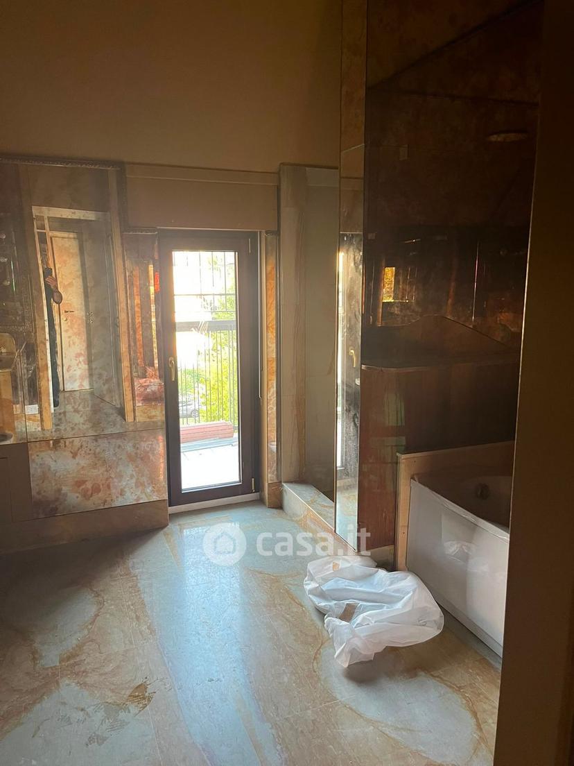 Trilocale in Viale Federico Caprilli 7