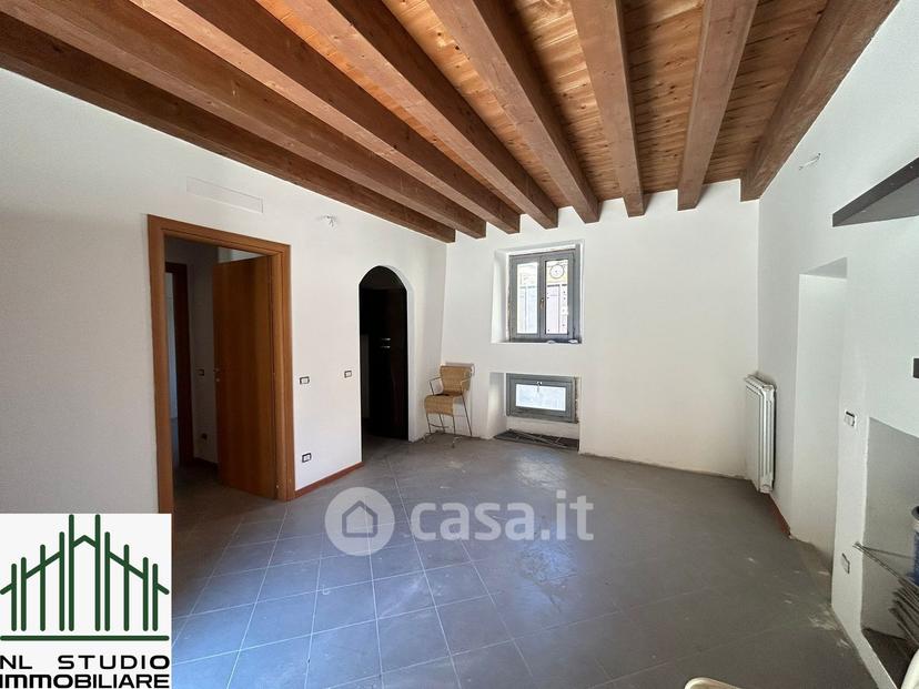 Bilocale in Via Roma — foto 3 di 28