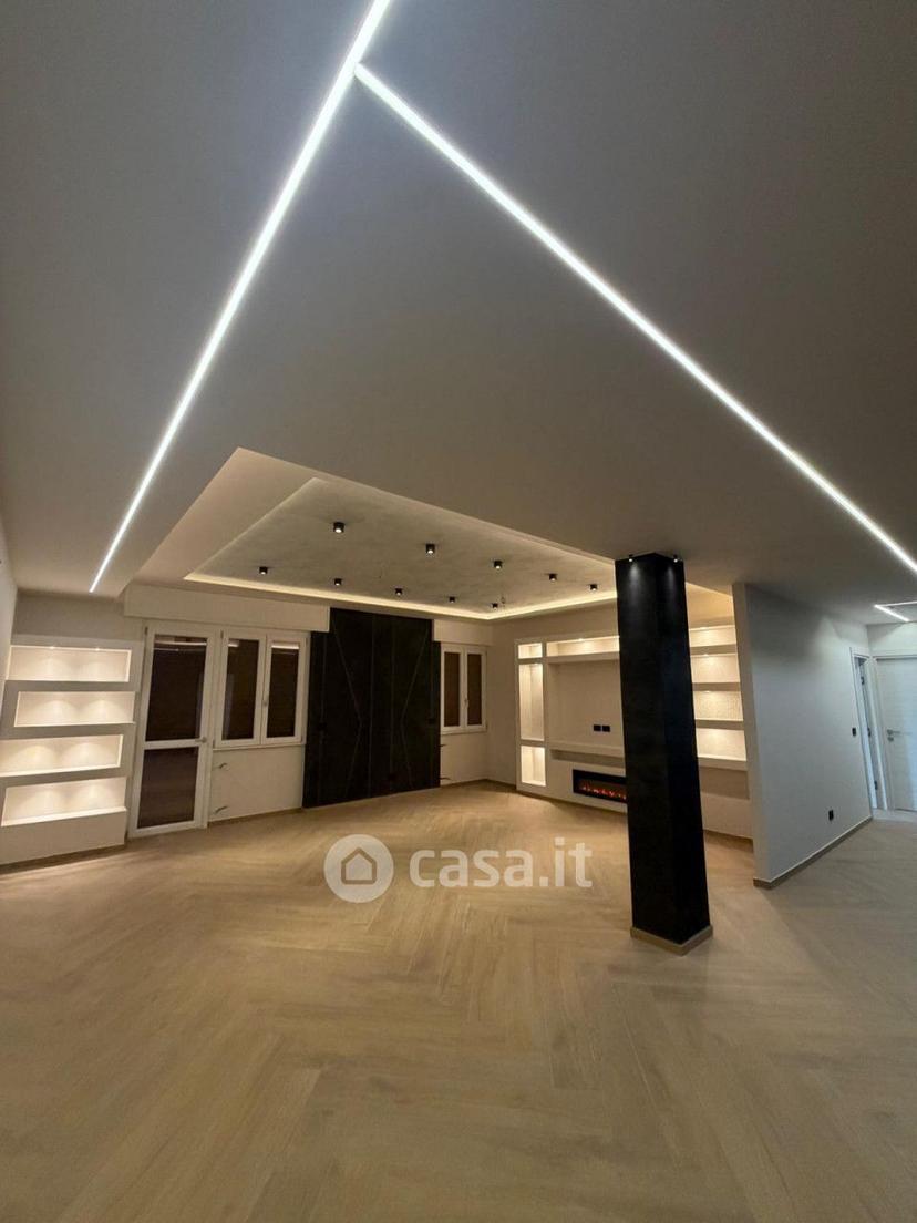 Quadrilocale in Via Facino Cane 15 — foto 25 di 41