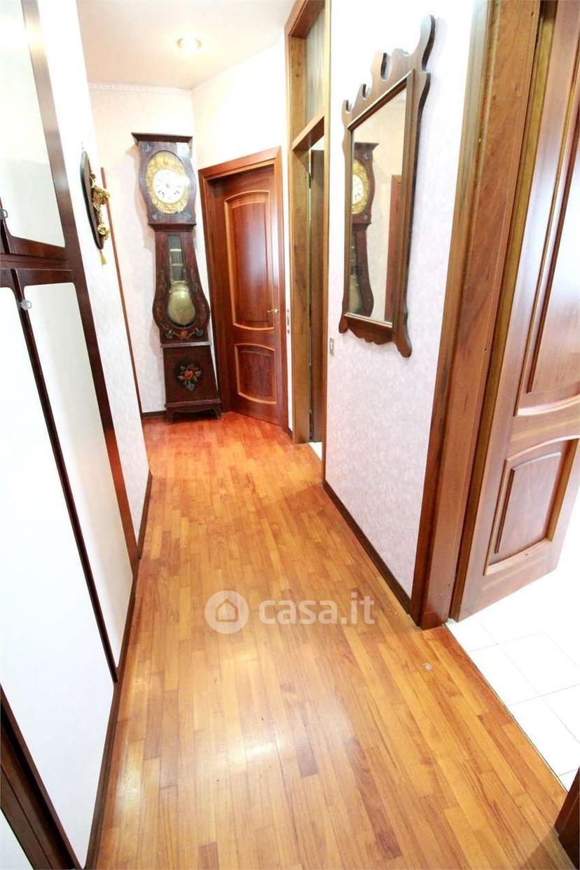 Quadrilocale in Via Fara 31 — foto 37 di 39