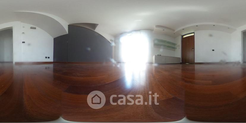 Trilocale in Via Macalle' — foto 19 di 33