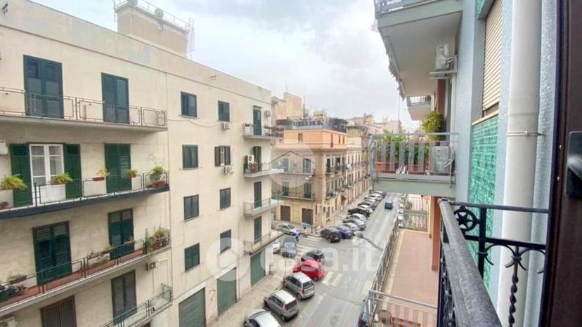 Monolocale in Via Ammiraglio Gravina 27 — foto 17 di 29