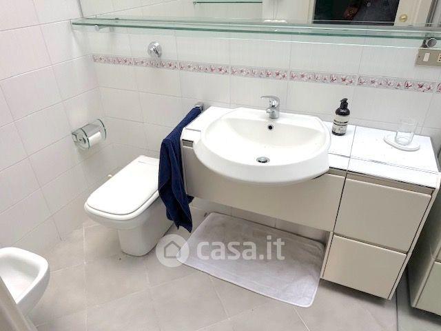 Trilocale in Via Cairoli — foto 18 di 50