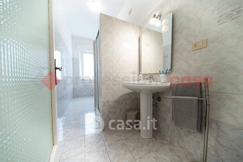 Appartamento in Via Vittorio Veneto 36 — foto 32 di 42